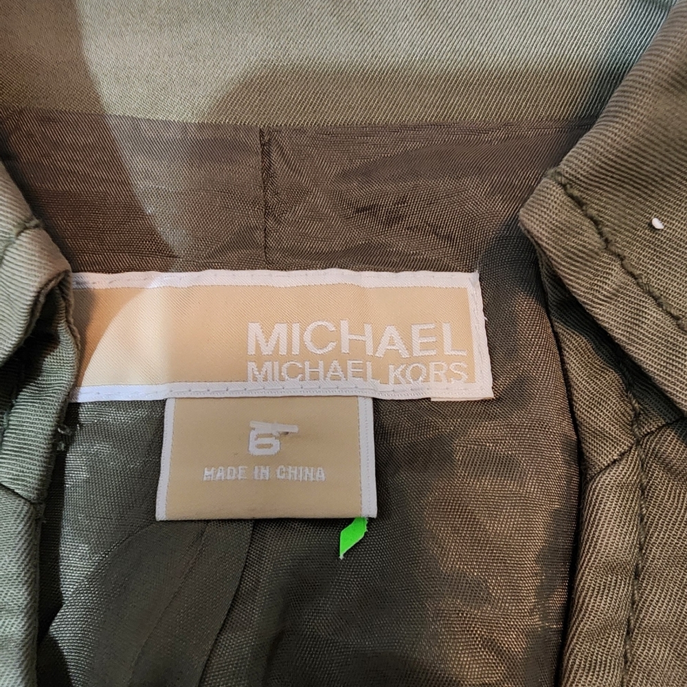 Sold Out. - Picture 3 of 5